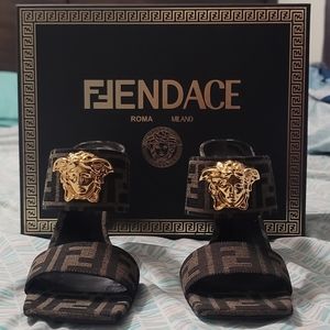 Fendace Sandal